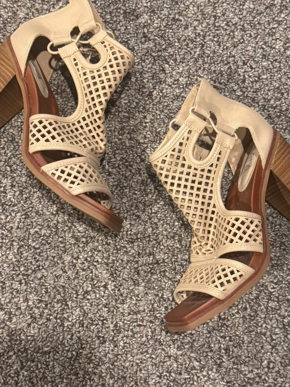 MIA chic beige